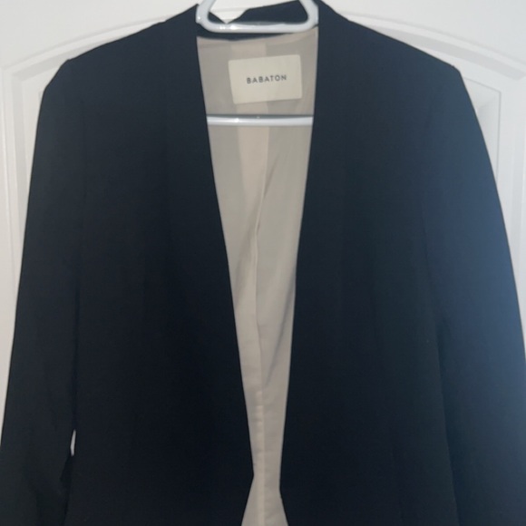 Aritzia babaton blazer, black, size 4 - Picture 1 of 3